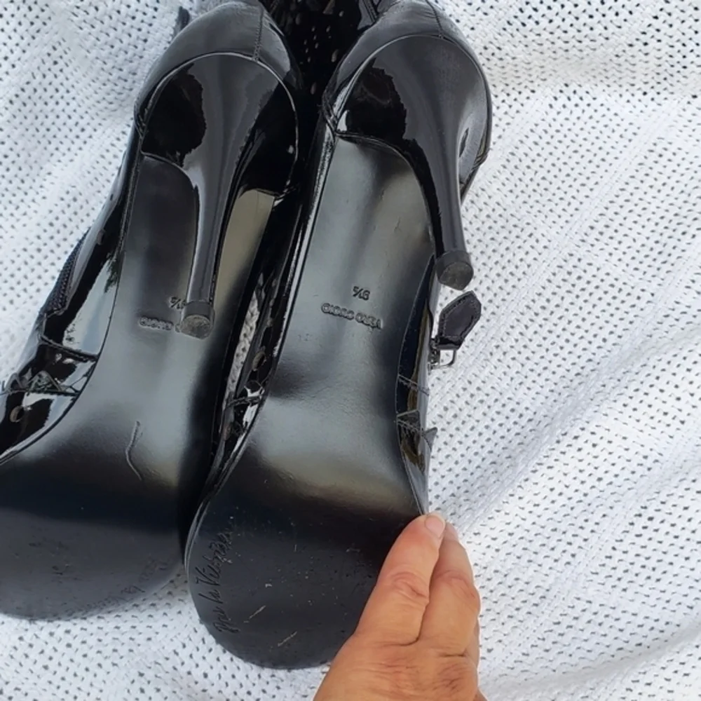Pour la Victoire Patent Leather Stiletto Ankle Boots‎ 9.5